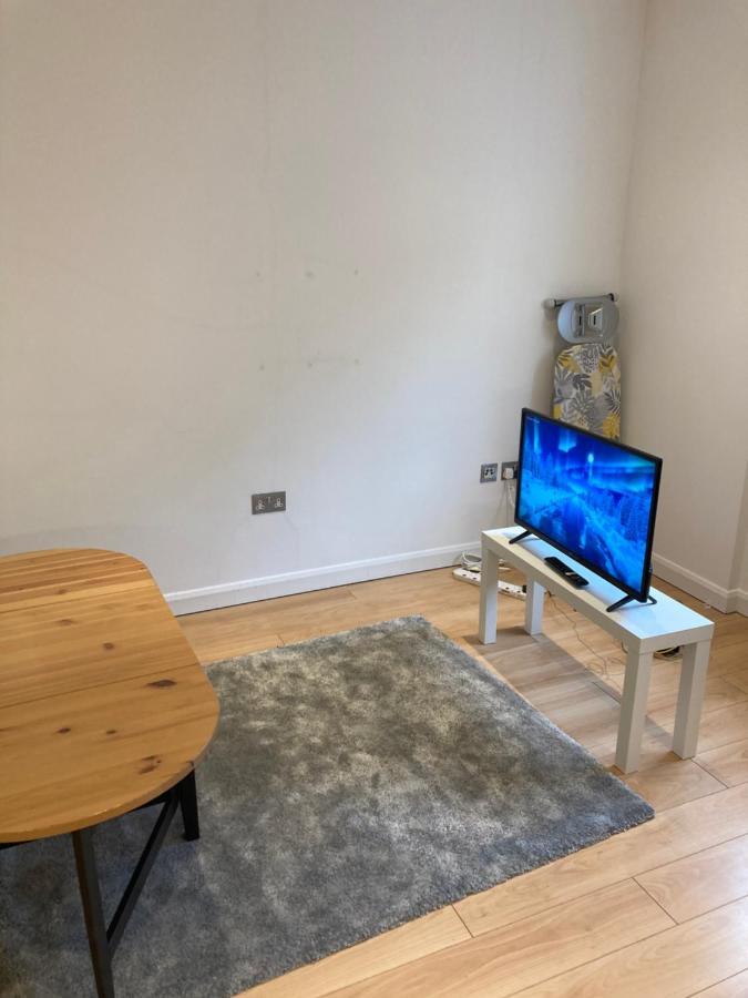 Two Double Bedroom Flat In Soho Лондон Екстер'єр фото